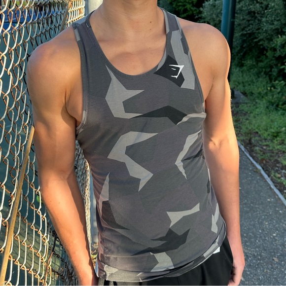 Gymshark Other - GYMSHARK MEN SLEEVELESS WORKOUT BODYBUILDING BODYBUILDER TANK TOP SHIRT CAMO S X